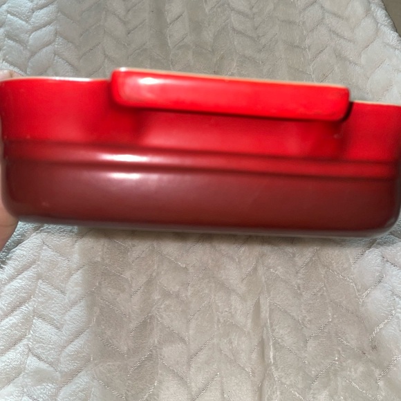 Le Creuset 1.8 qt. 1.8 qt. [10.5" x 7"] Rectangular Dish - Picture 4 of 9